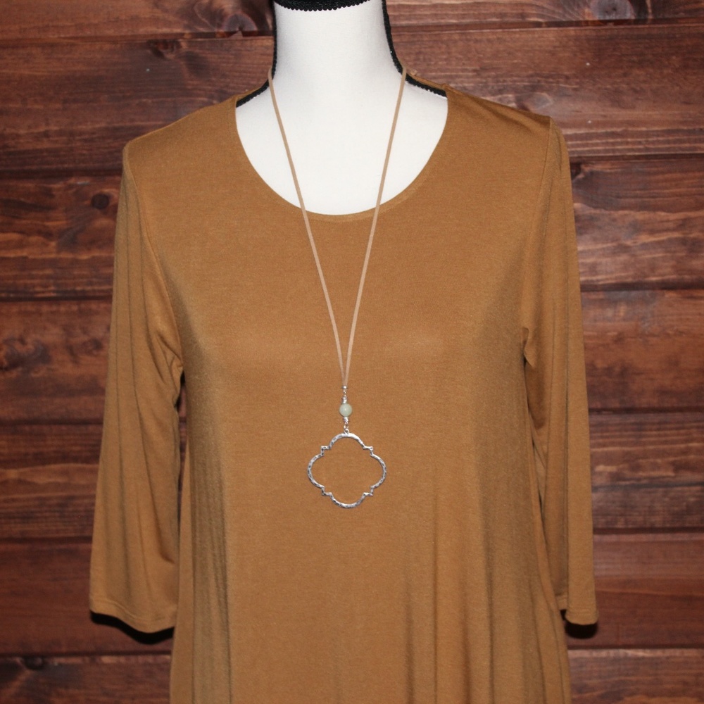 3/4 Sleeve Swing Tunic w/Side Pockets - Coffee